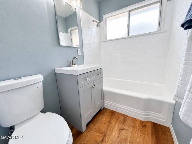 7509 Sunnybrae Avenue, Winnetka, CA 91306