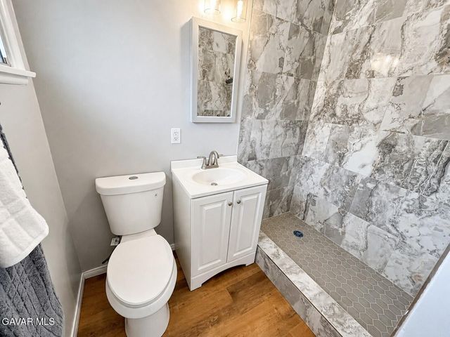7509 Sunnybrae Avenue, Winnetka, CA 91306