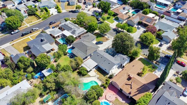7509 Sunnybrae Avenue, Winnetka, CA 91306