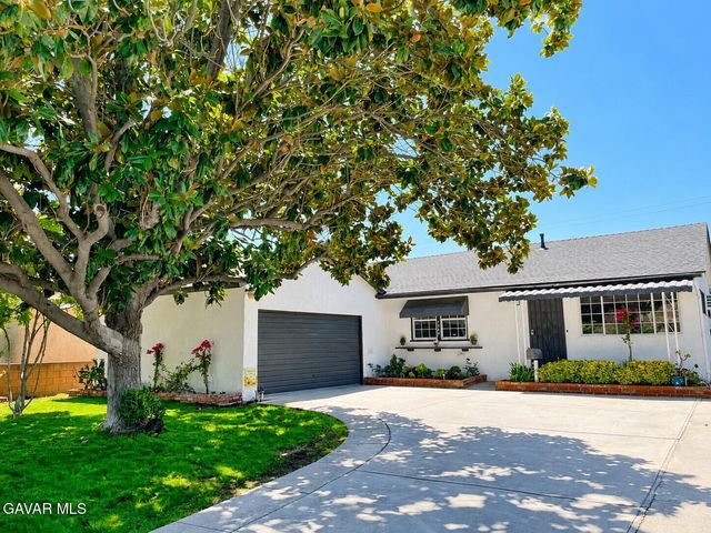 7509 Sunnybrae Avenue, Winnetka, CA 91306