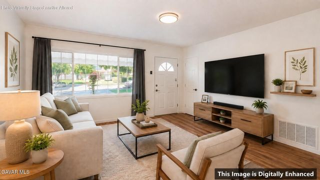 7509 Sunnybrae Avenue, Winnetka, CA 91306