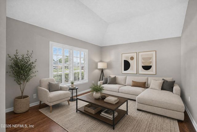 1955 GUARDED Way, Fleming Island, FL 32003