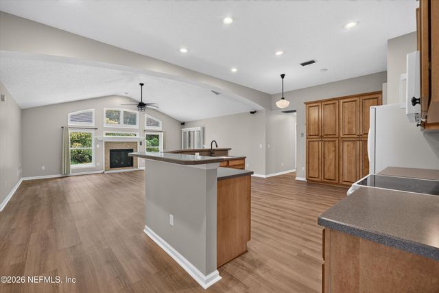 1955 GUARDED Way, Fleming Island, FL 32003
