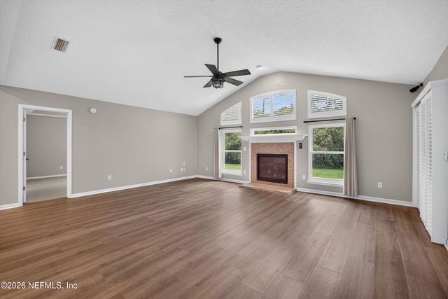 1955 GUARDED Way, Fleming Island, FL 32003