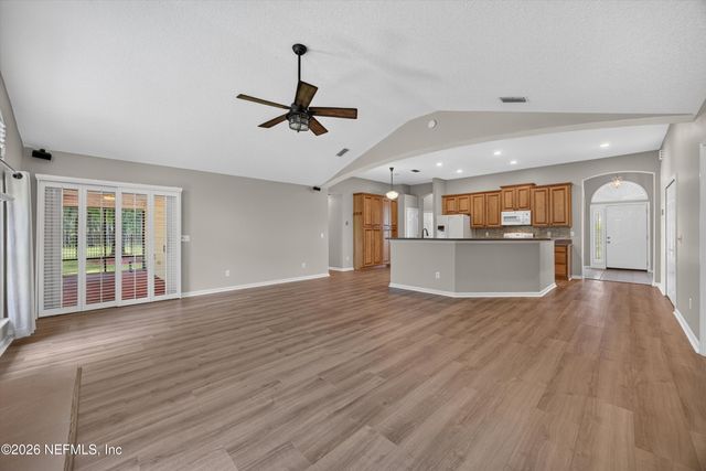 1955 GUARDED Way, Fleming Island, FL 32003