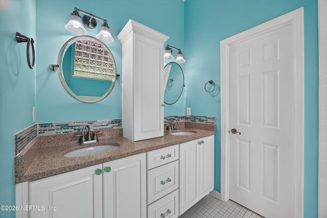 1955 GUARDED Way, Fleming Island, FL 32003