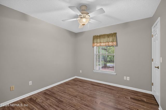 1955 GUARDED Way, Fleming Island, FL 32003
