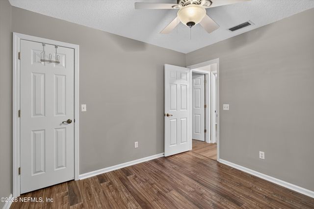 1955 GUARDED Way, Fleming Island, FL 32003