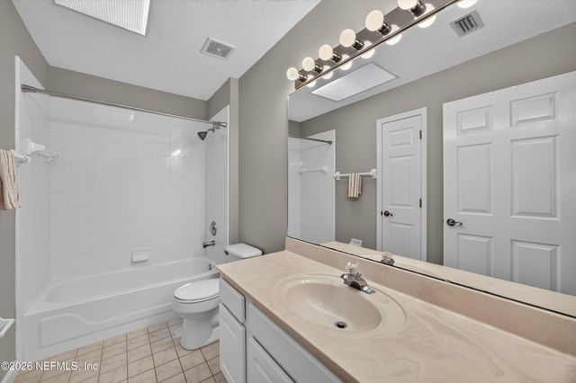 1955 GUARDED Way, Fleming Island, FL 32003
