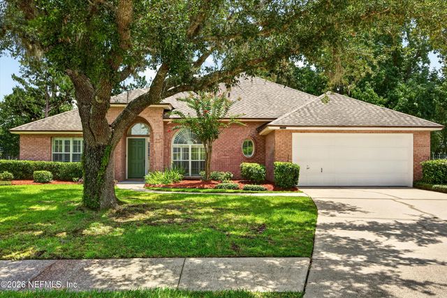1955 GUARDED Way, Fleming Island, FL 32003