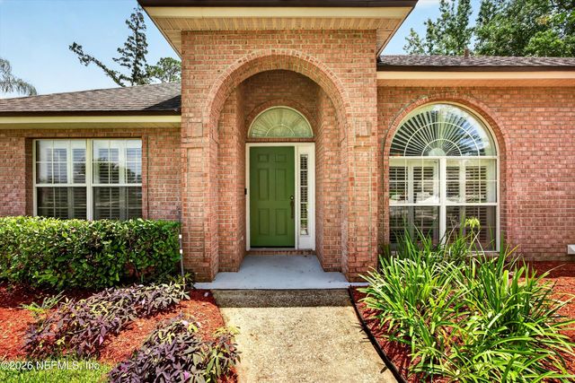 1955 GUARDED Way, Fleming Island, FL 32003