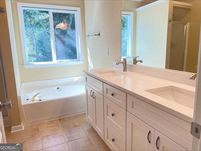 2265 Winthrope Way Drive, Alpharetta, GA 30009