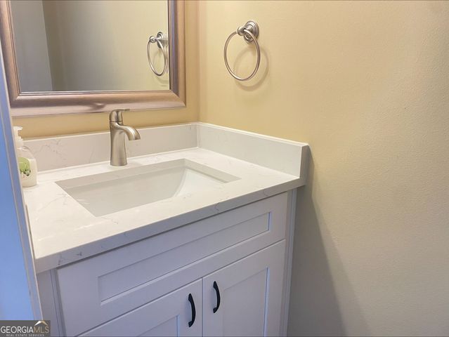 2265 Winthrope Way Drive, Alpharetta, GA 30009