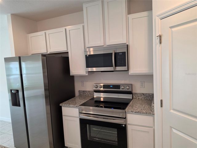 3600 SUMMIT VIEW WAY, Lakeland, FL 33803