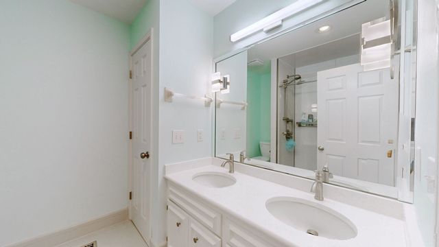 3423 Golf Club Ln, Nashville, TN 37215