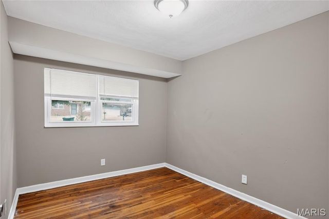 2443 Caverhill Drive, St Louis, MO 63136