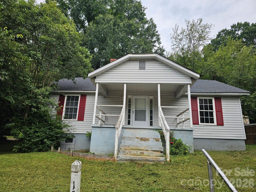 152 Winecoff Avenue NW, Concord, NC 28025