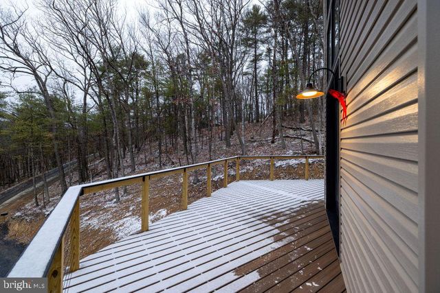 67 KNIGHT DR, Basye, VA 22810