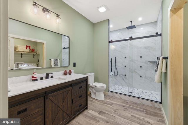 67 KNIGHT DR, Basye, VA 22810