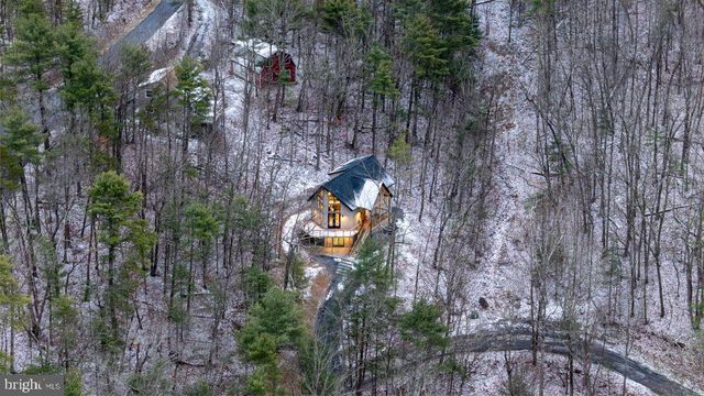 67 KNIGHT DR, Basye, VA 22810