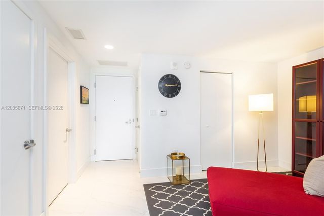 16385 Biscayne Boulevard 1805, North Miami Beach, FL 33160