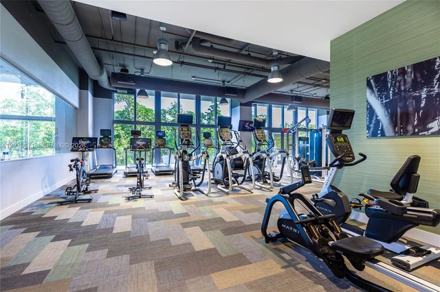 16385 Biscayne Boulevard 1805, North Miami Beach, FL 33160