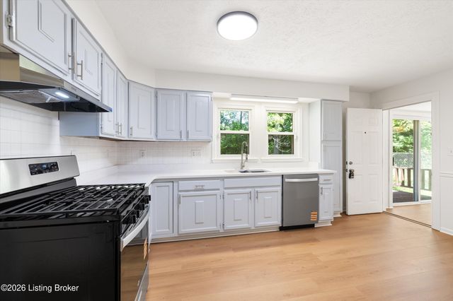 2403 Mercer Ave, Louisville, KY 40216