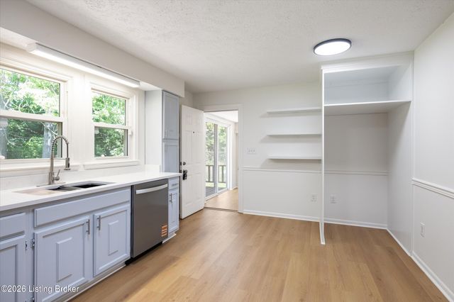 2403 Mercer Ave, Louisville, KY 40216