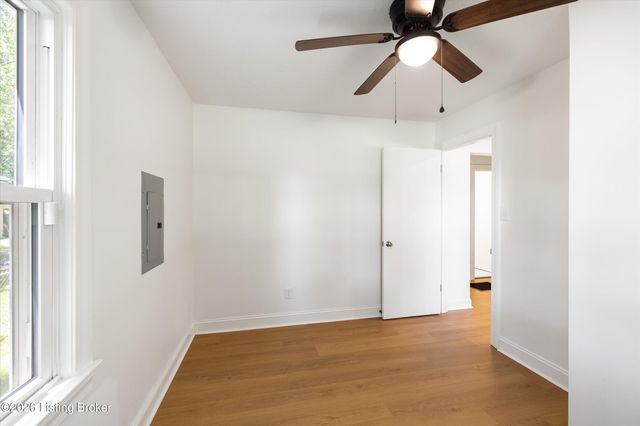 2403 Mercer Ave, Louisville, KY 40216