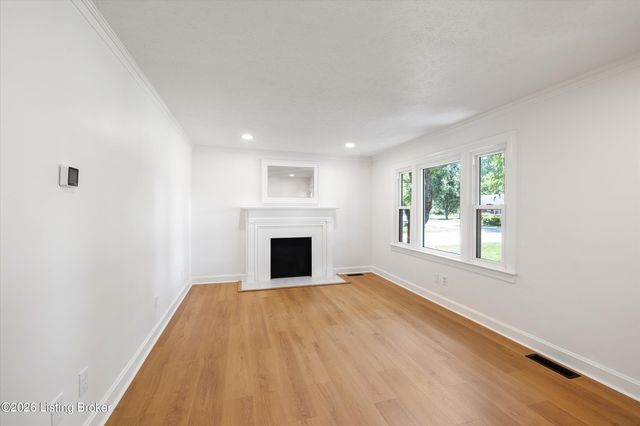 2403 Mercer Ave, Louisville, KY 40216