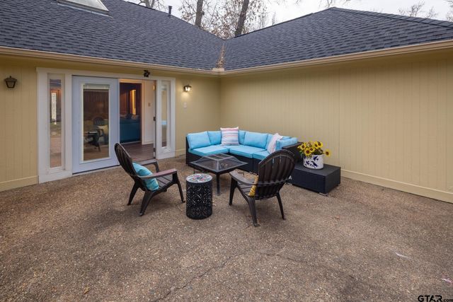 903 Woodland Hills Dr, Tyler, TX 75701