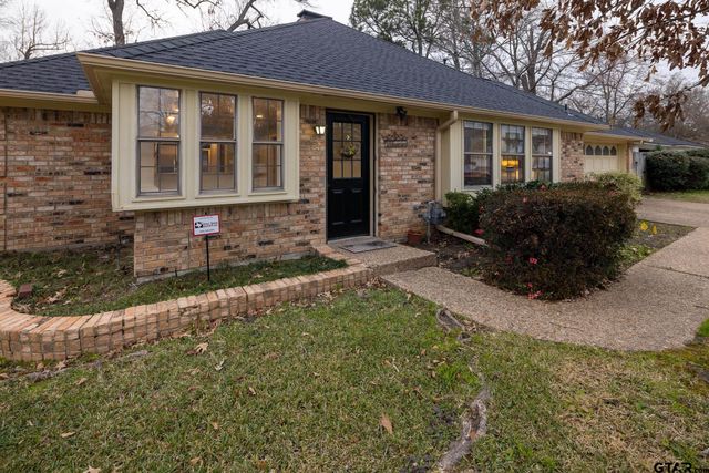 903 Woodland Hills Dr, Tyler, TX 75701