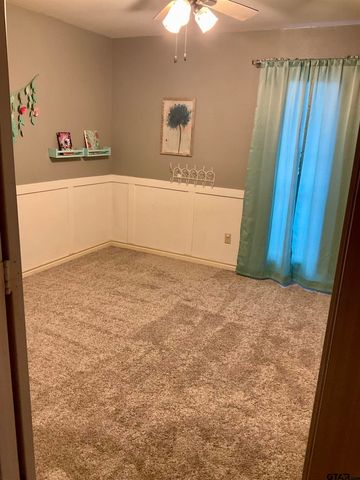 903 Woodland Hills Dr, Tyler, TX 75701