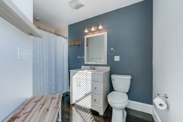 720 E 8th St 2, Boston, MA 02127