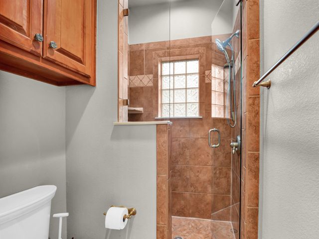 525 S Sugartree Drive, Lipan, TX 76462