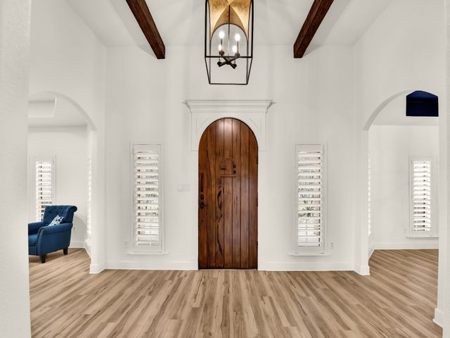 525 S Sugartree Drive, Lipan, TX 76462