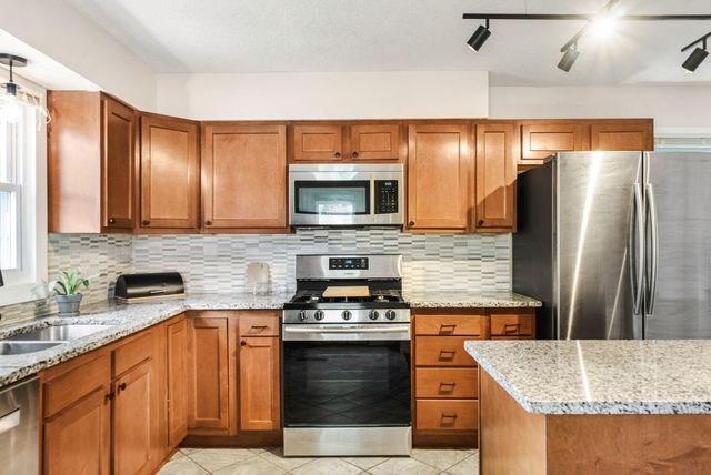 4037 Elliot Avenue, Minneapolis, MN 55407
