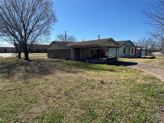 1118 E 13th Avenue, Corsicana, TX 75110
