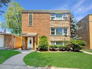 4850 Wright Terrace 2A, Skokie, IL 60077