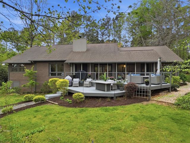 240 Stonehaven Way, Seneca, SC 29678