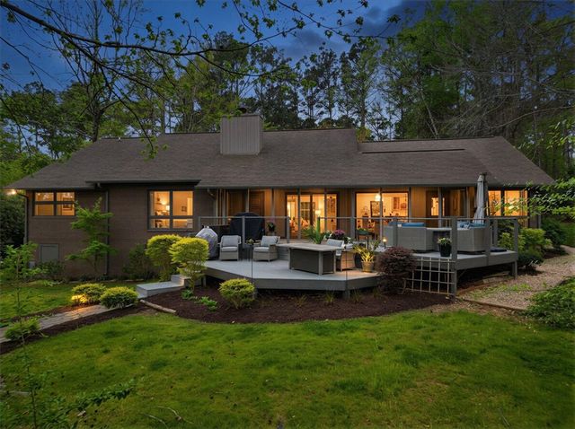 240 Stonehaven Way, Seneca, SC 29678