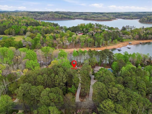 240 Stonehaven Way, Seneca, SC 29678