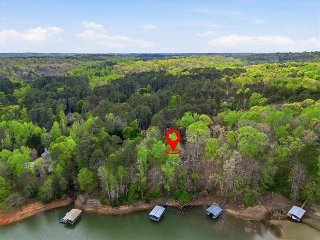 240 Stonehaven Way, Seneca, SC 29678