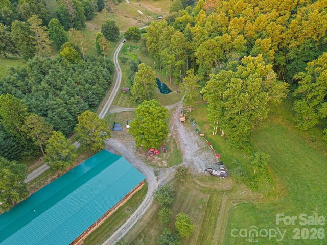1372 & 1370 Barnardsville Highway, Barnardsville, NC 28709