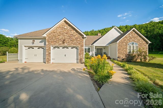 1372 & 1370 Barnardsville Highway, Barnardsville, NC 28709