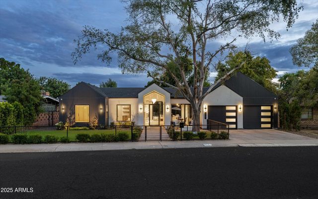 3721 E PICCADILLY Road, Phoenix, AZ 85018