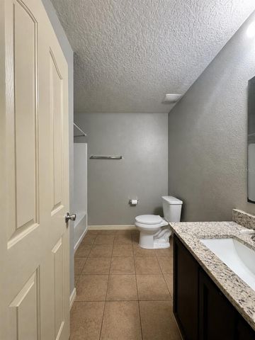998 HERMOSA WAY, Kissimmee, FL 34744