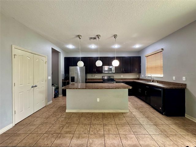 998 HERMOSA WAY, Kissimmee, FL 34744