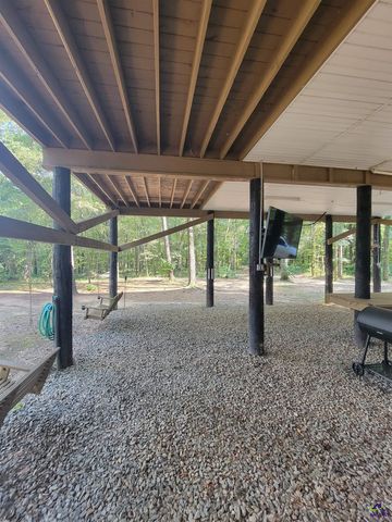 319 Riverside Drive, Hawkinsville, GA 31036