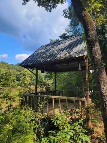 319 Riverside Drive, Hawkinsville, GA 31036